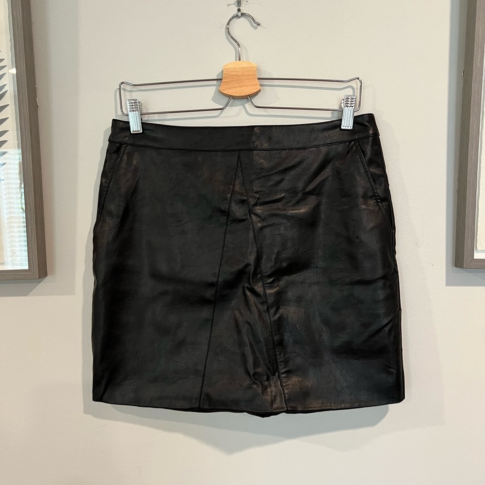 Bardot - ALEXIS VEGAN LEATHER SKIRT IN BLACK
